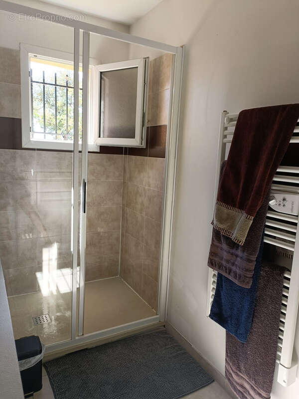 Maison à PERNES-LES-FONTAINES