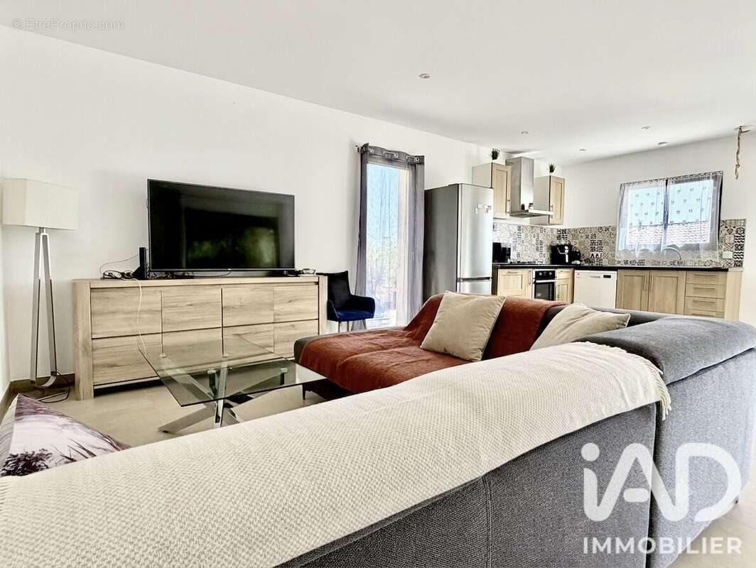 Maison 115 m² à Saint-Hippolyte-Du-Fort  - photo 6