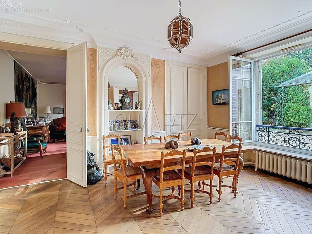 Maison à VERSAILLES