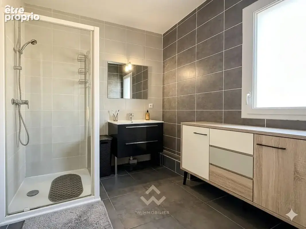 Salle d'eau - Appartement T2 - La Garde 83130