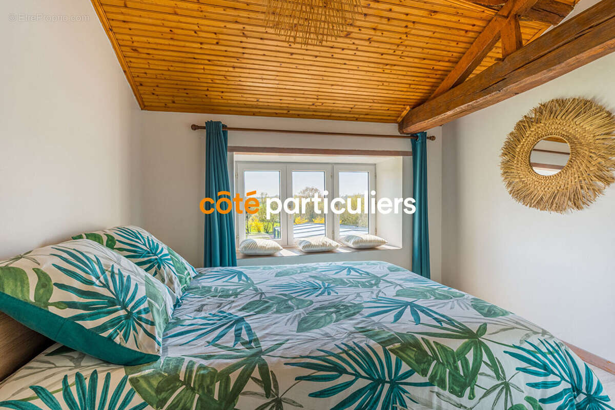 Maison à SAINT-CYR-EN-TALMONDAIS