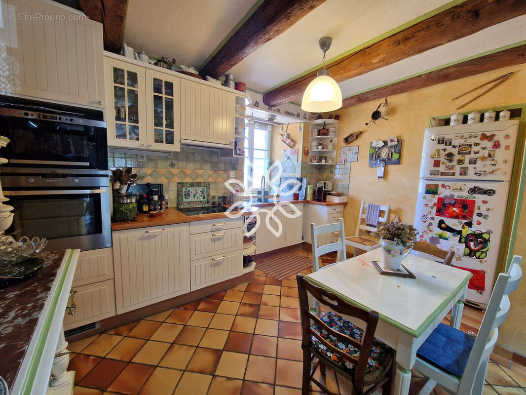 Maison à MASSIAC