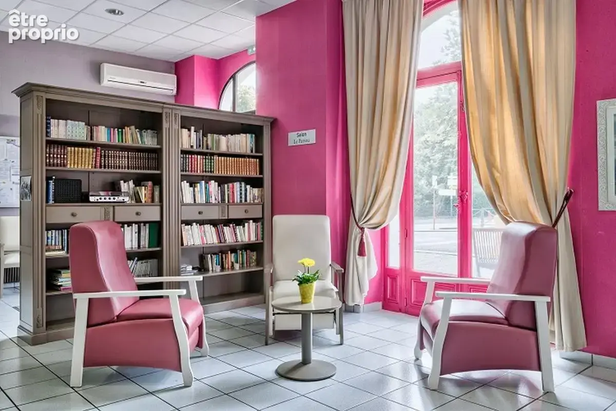 RIOM-ES-MONTAGNES  : Idéal investissement locatif - photo 2