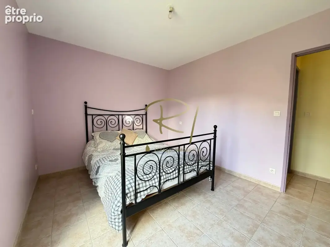 Villa avec piscine chauffée et 4 chambres - LES VANS - photo 9