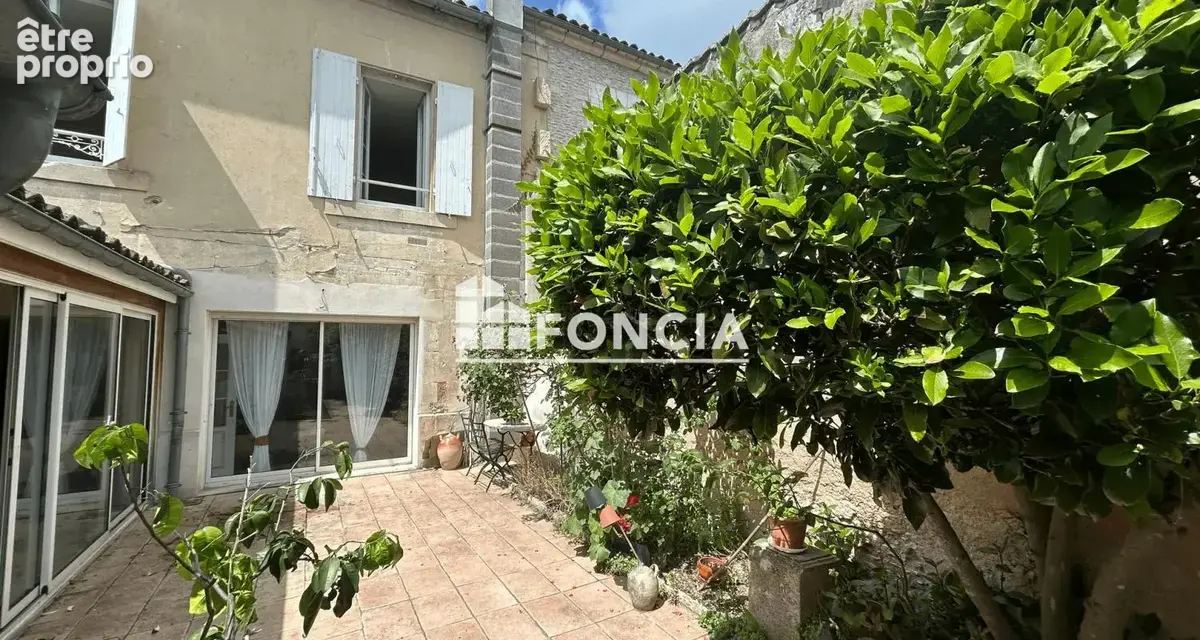 Maison Proche Centre Ville Cognac - photo 1