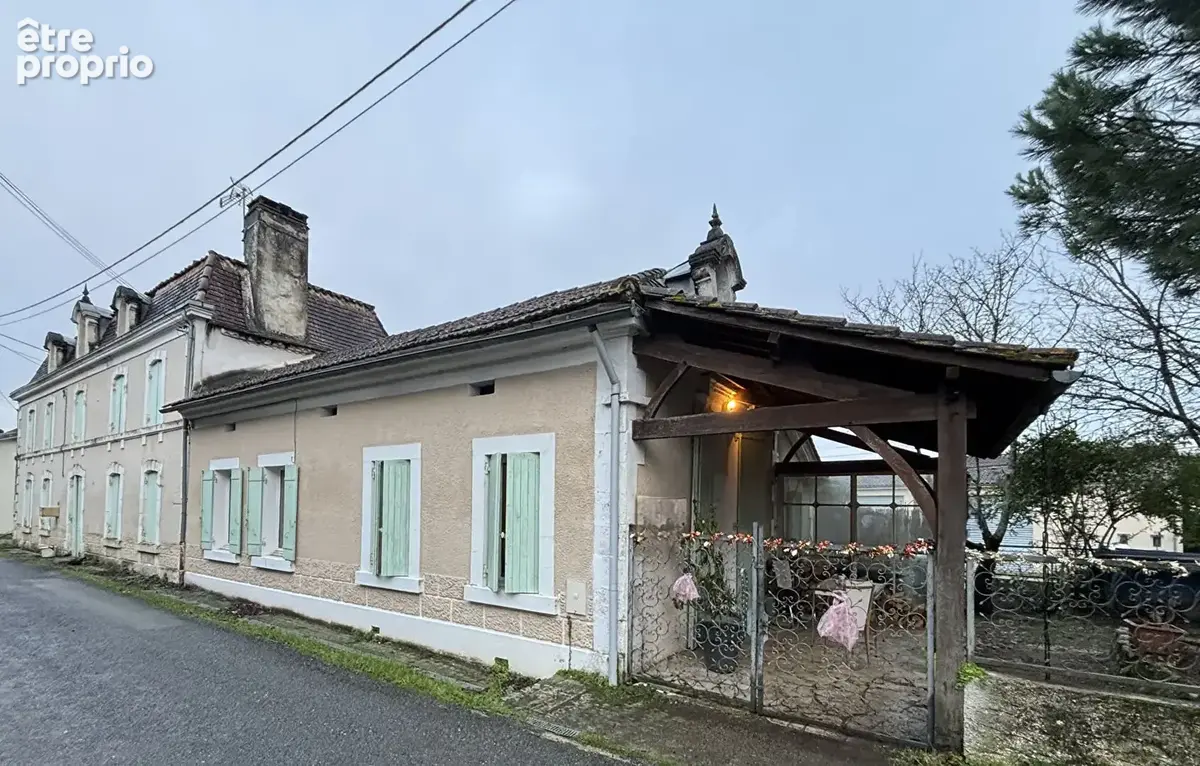 Appartement à SAINT-BARTHELEMY-DE-BELLEGARDE