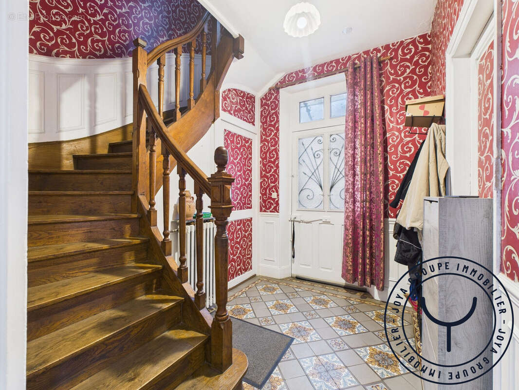 Maison à ROMILLY-SUR-SEINE