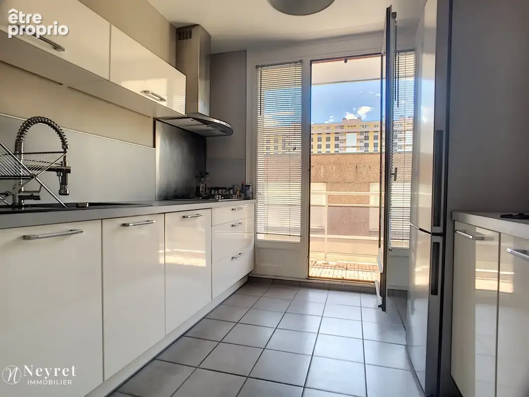 Bergson t3 + garage + balcon - photo 2