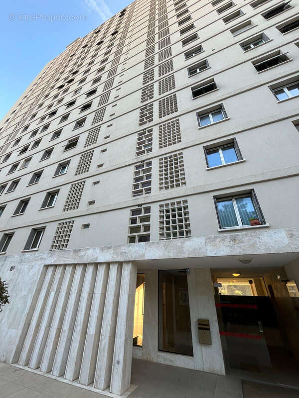 Appartement à MARSEILLE-9E