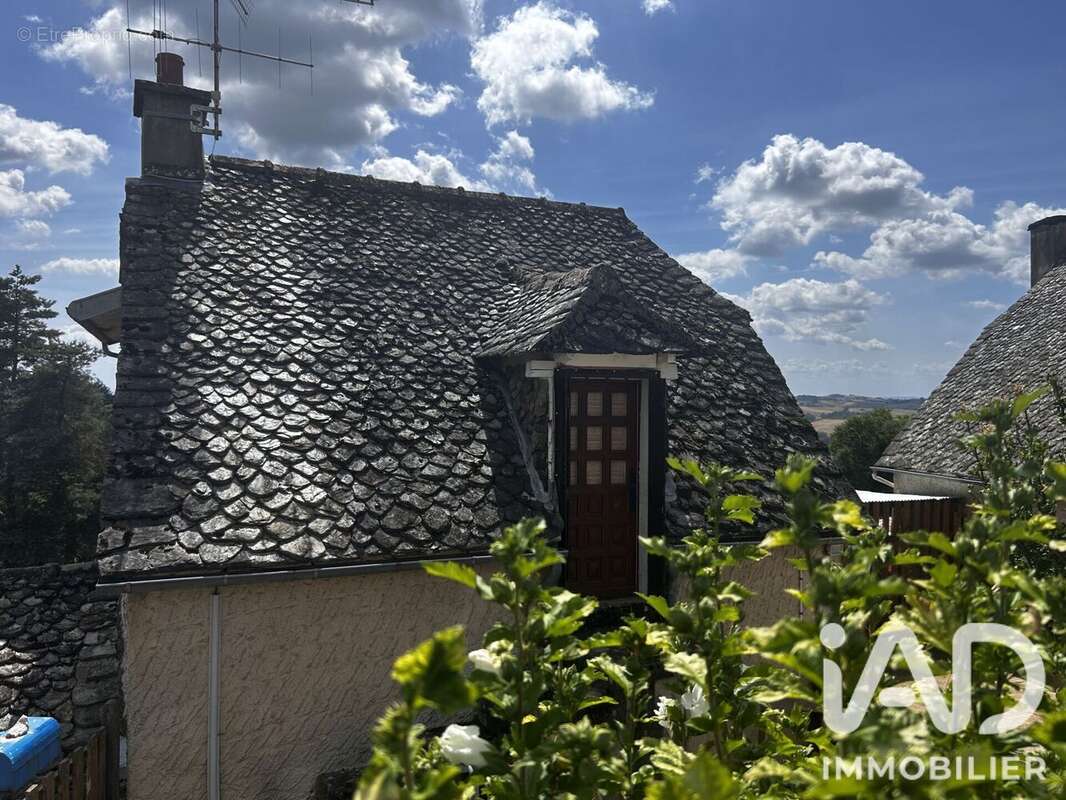 Maison 70 m² à Cassaniouze  - photo 2