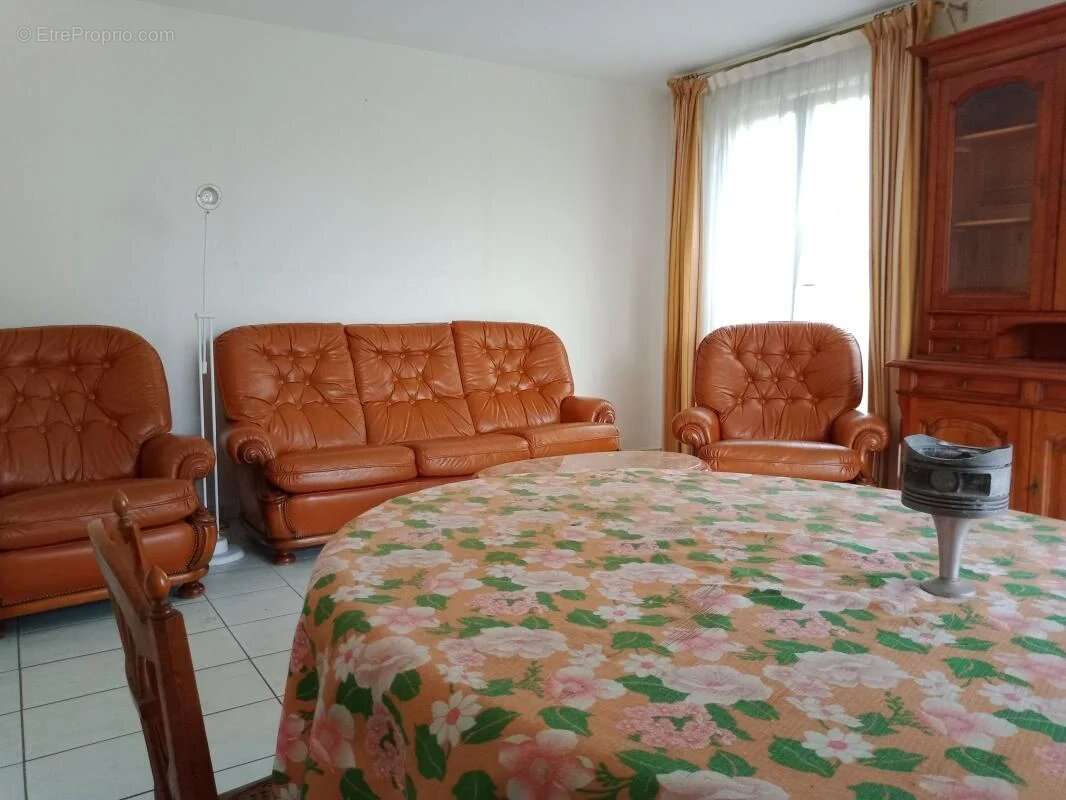 Appartement À Vendre Quartier Toison d'Or - Type 3 - terrasse - ascenseur - cave - garage - photo 3