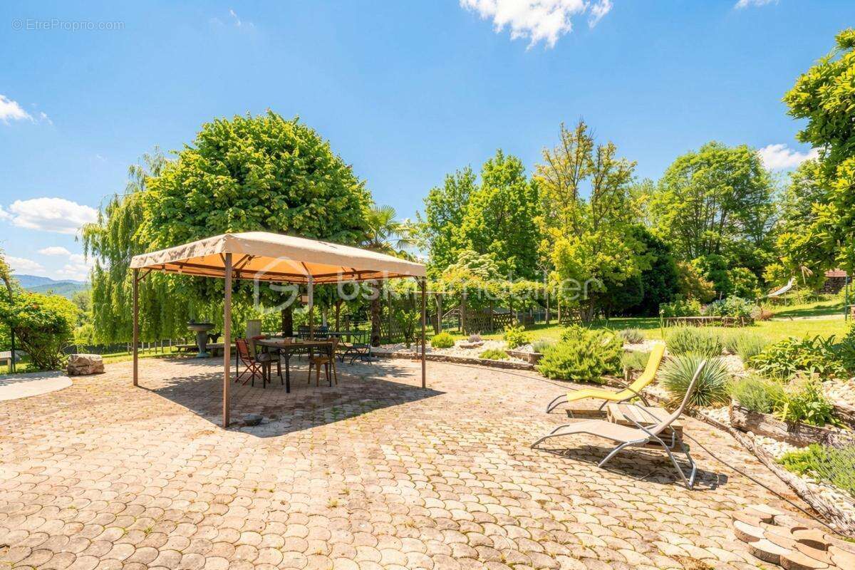 Maison de caractère de 250 m² avec 3 gîtes indépendants à fort potentiel touristique - photo 19