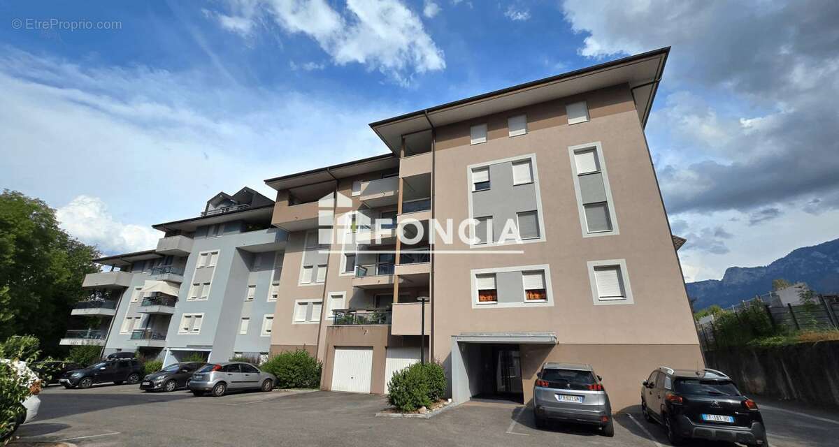 LA ROCHE-SUR-FORON : Appartement LOUE - T2 avec terrasse + Garage + Cave - photo 15
