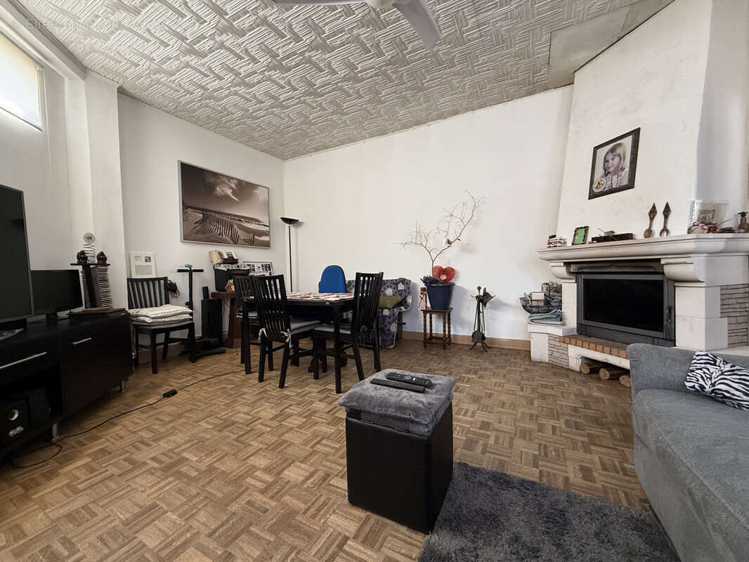 Maison à LE BLANC-MESNIL