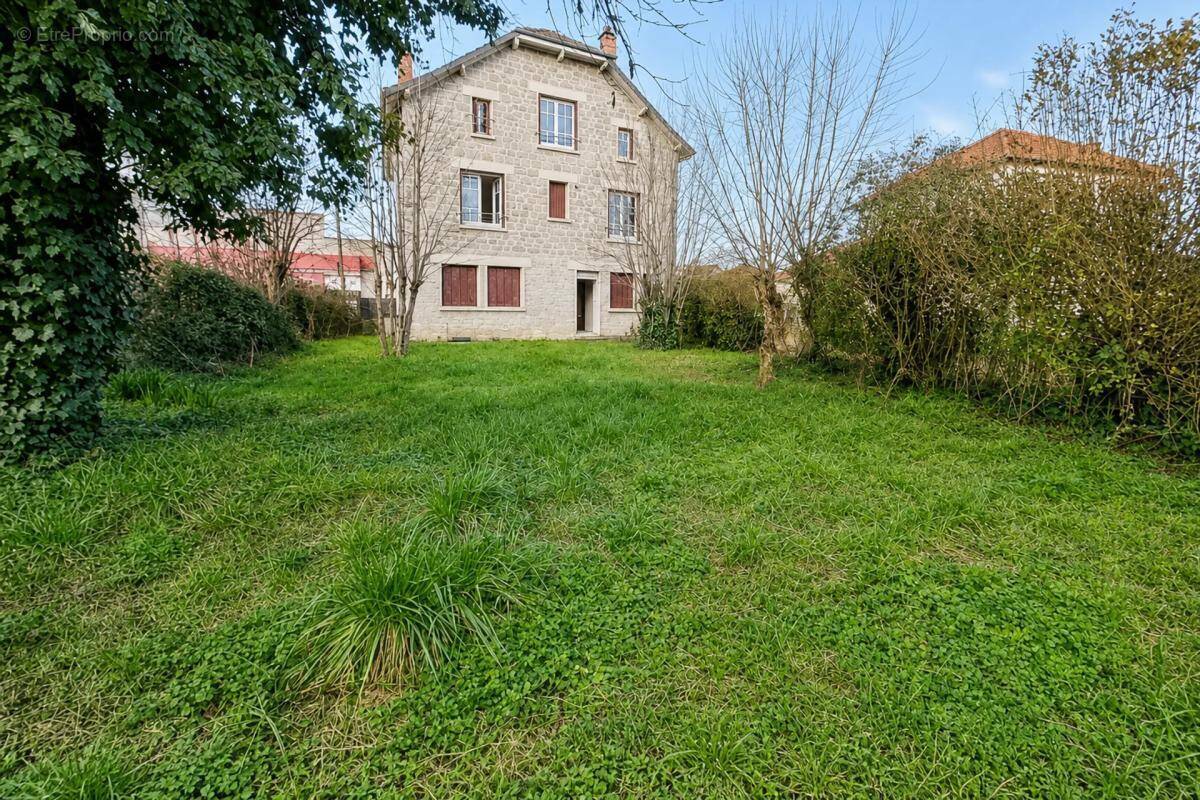 Maison à BRIVE-LA-GAILLARDE