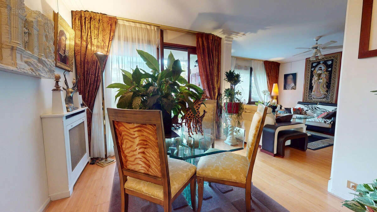 Appartement à BONDY