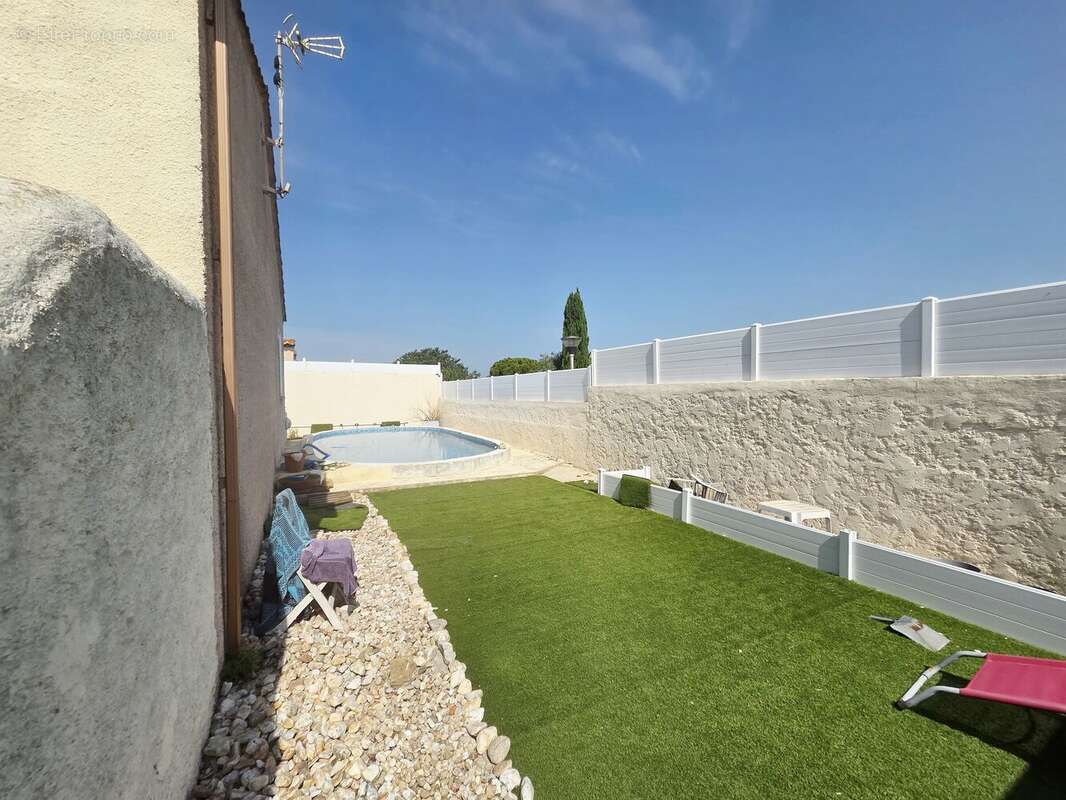 Maison à COLOMBIERS