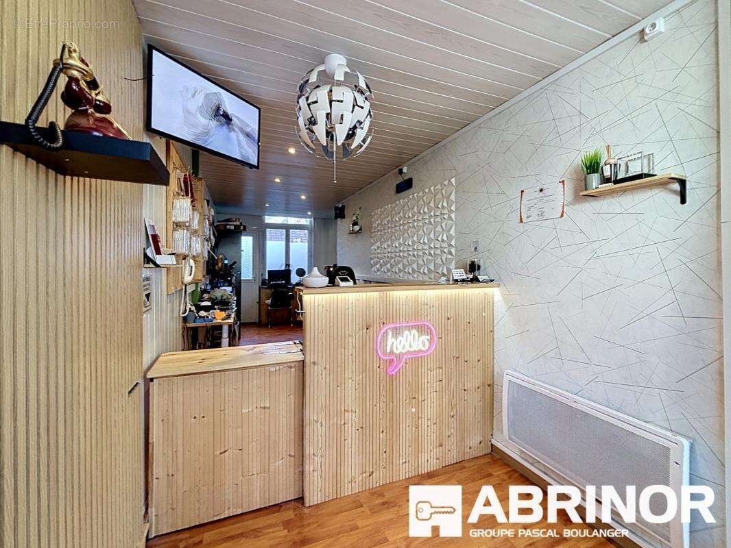 Immeuble de rapport à usage mixte - photo 9