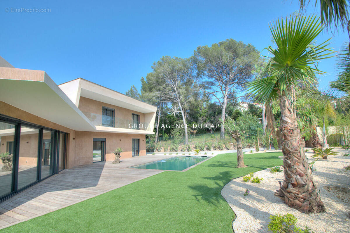 Maison à SAINT-RAPHAEL