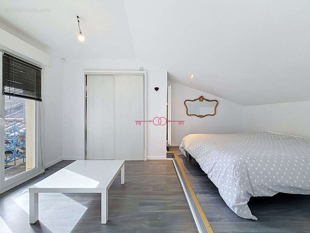 Maison de ville 6 pièces 160 m² SAINTE-MENEHOULD - photo 7