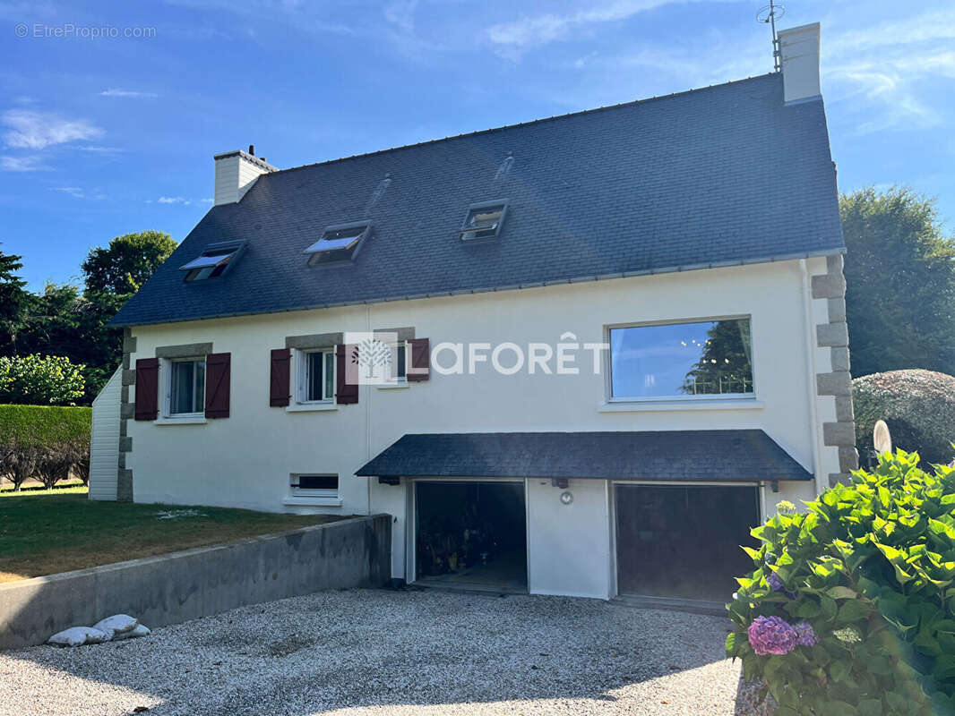 Maison Penvenan 8 pièce(s) 210 m2 - photo 3