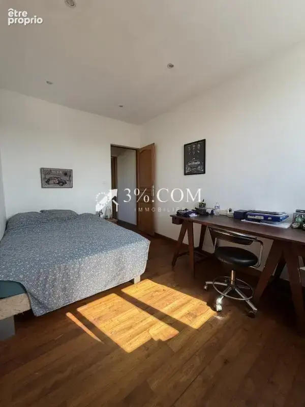 Maison de Ville, entièrement rénovée, 2 chambres, terrasse e - photo 9