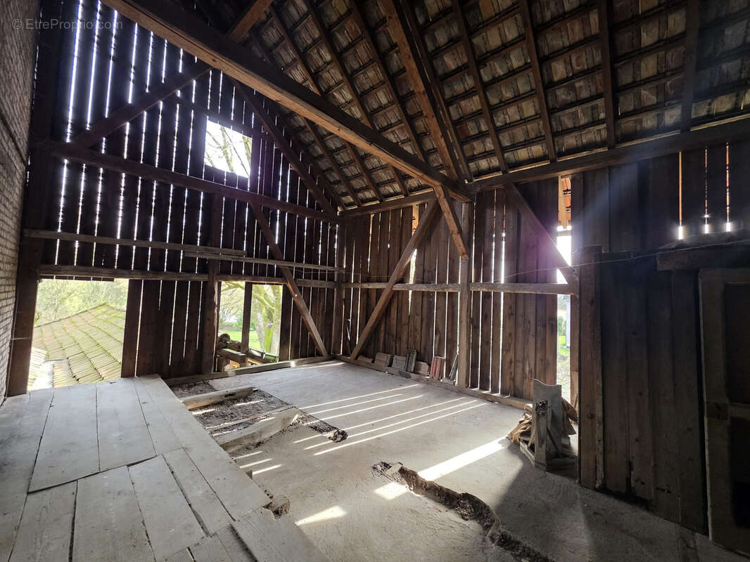 Maison à WOLFERSDORF