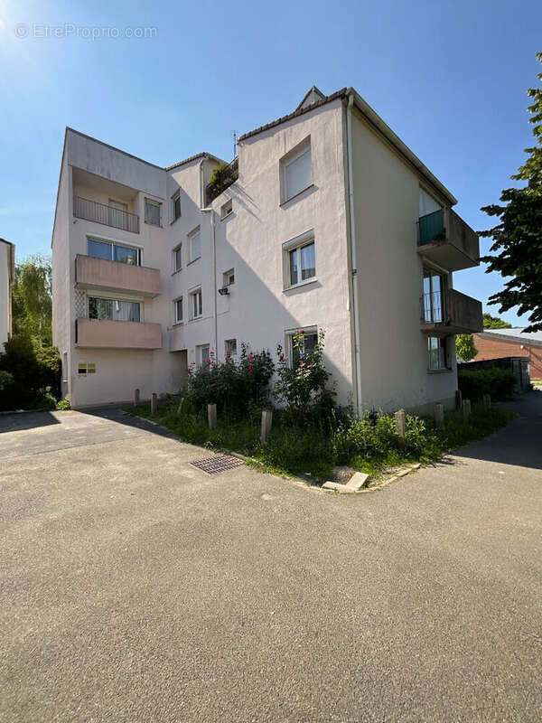 Appartement à MENUCOURT