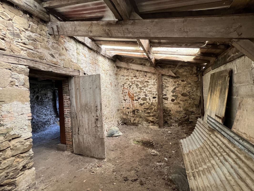 Maison à MONSIREIGNE