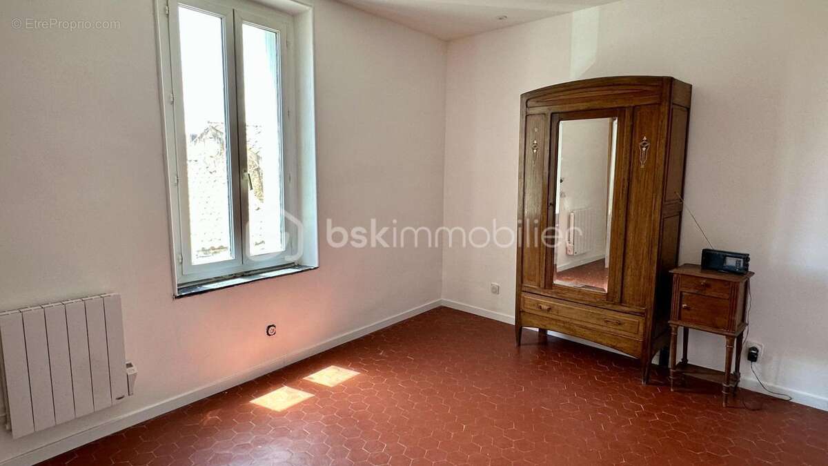Coup de cœur assuré pour cette maison de village pleine de charme ! - photo 7