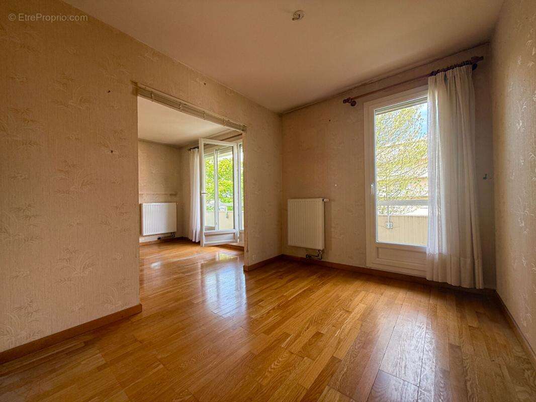 Appartement à HEROUVILLE-SAINT-CLAIR