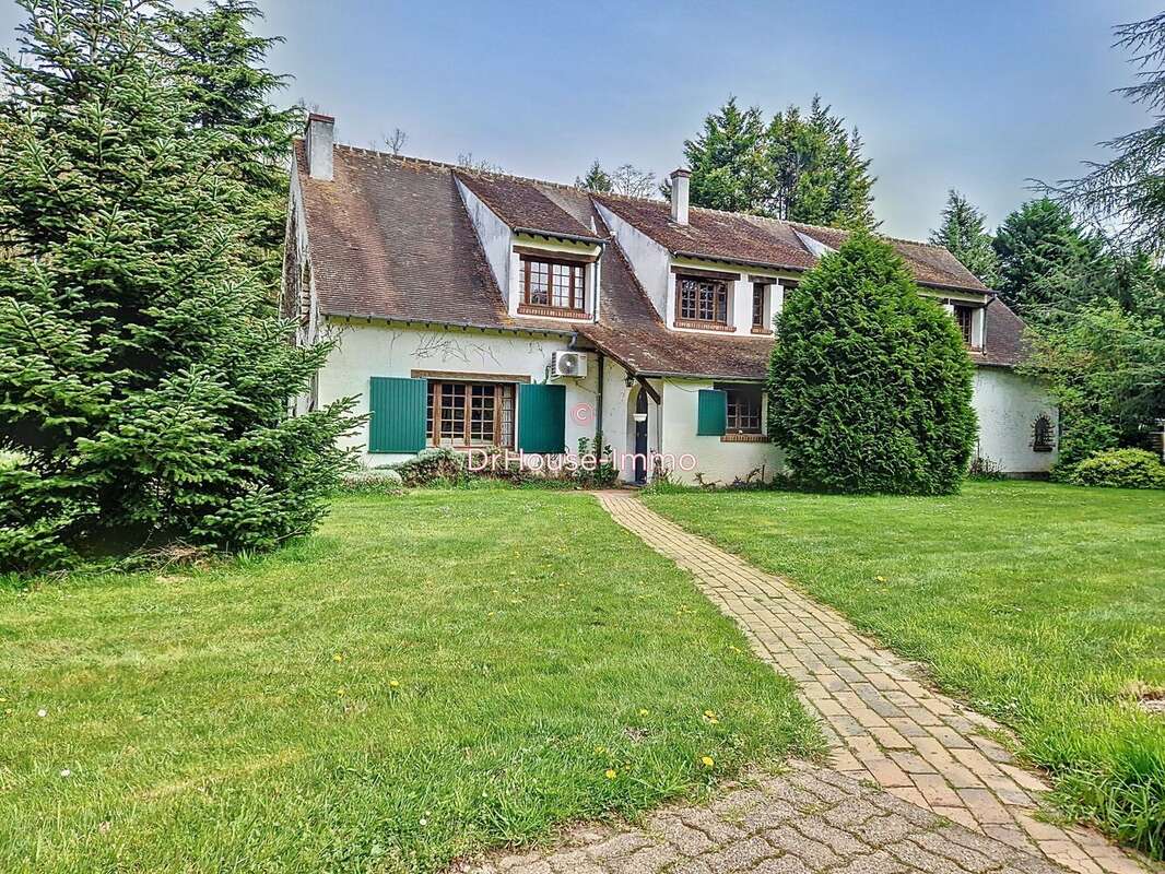 Maison à POIGNY-LA-FORET