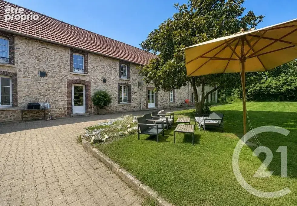 Maison à EPERNON