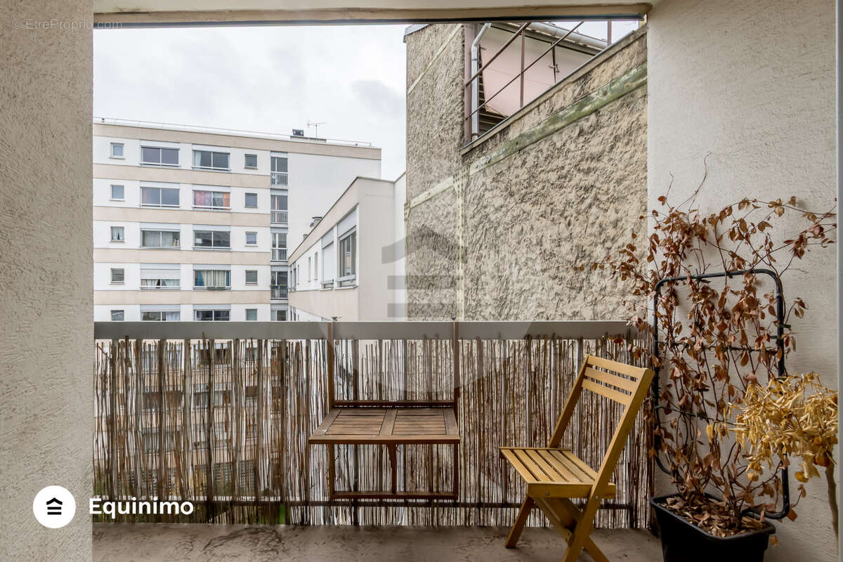 Appartement à PARIS-10E