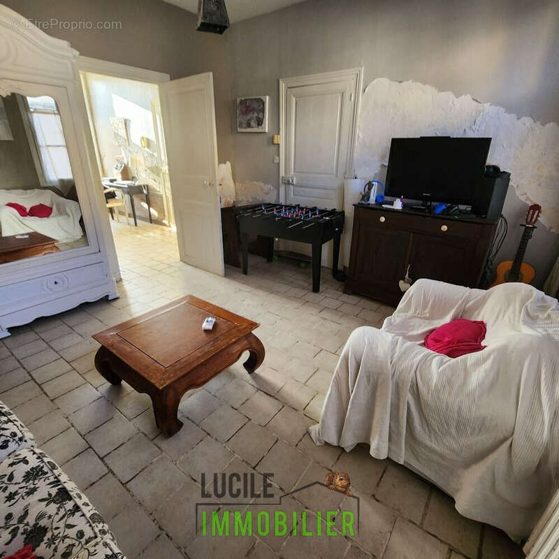 MAISON DE VILLE AVEC TRAVAUX 8 - Maison à CLERMONT