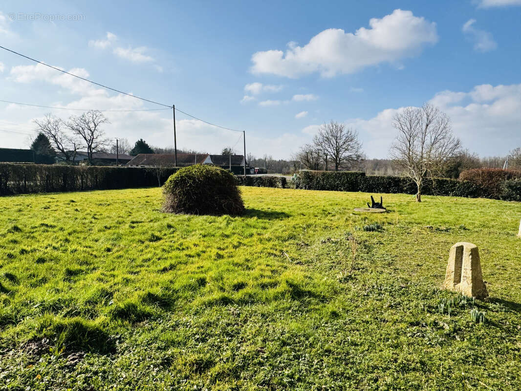 Maison à SAINT-GERMAIN-DU-BOIS