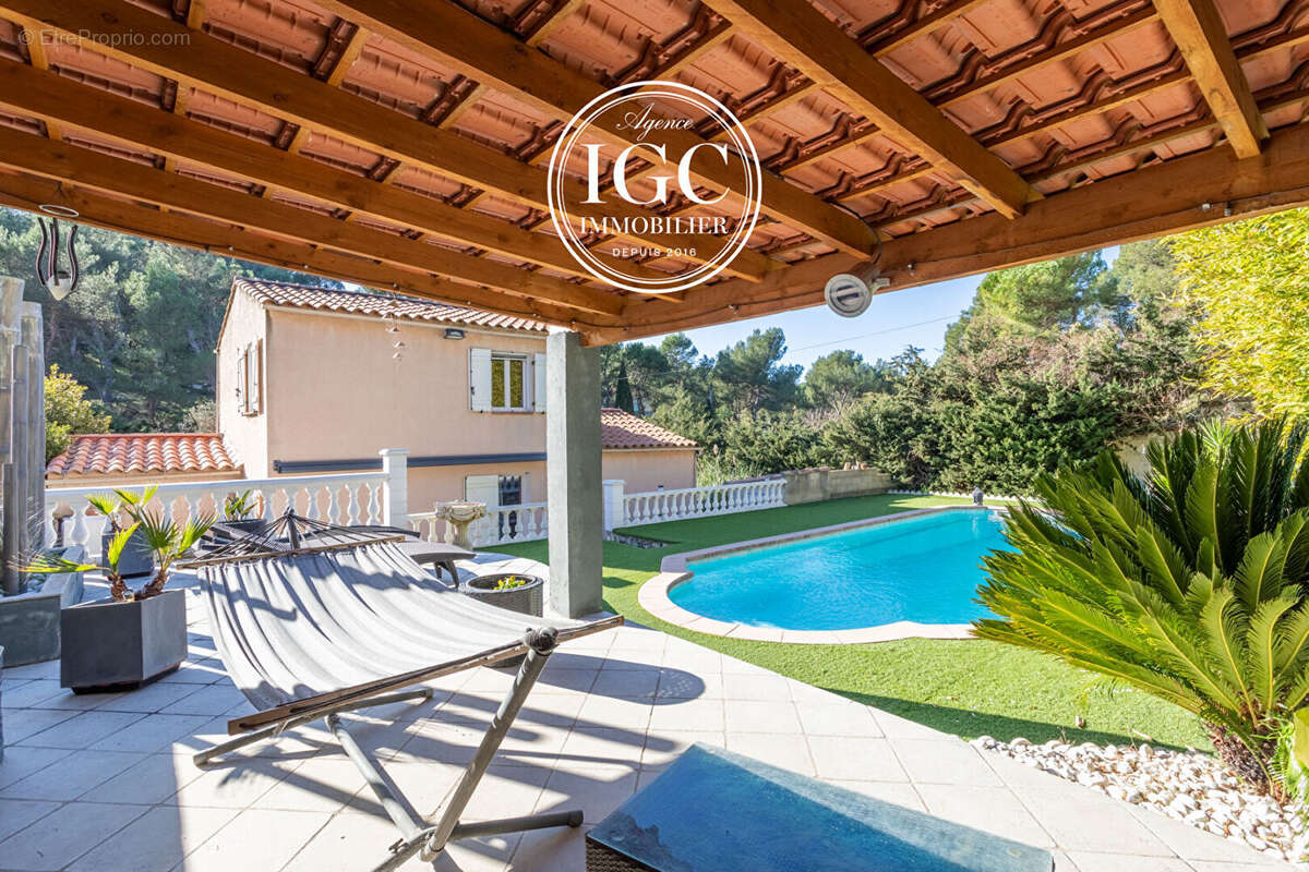 Maison à ENSUES-LA-REDONNE