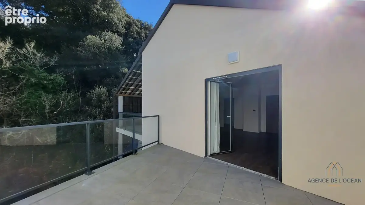 Appartement T3 de 82 m² avec 2 balcons et vue sur forêt Natura 2000, proche du centre de Palais - photo 8