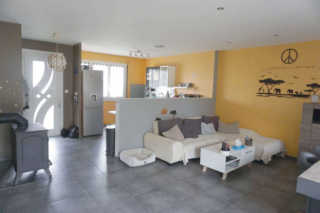 Maison à PARAY-LE-MONIAL