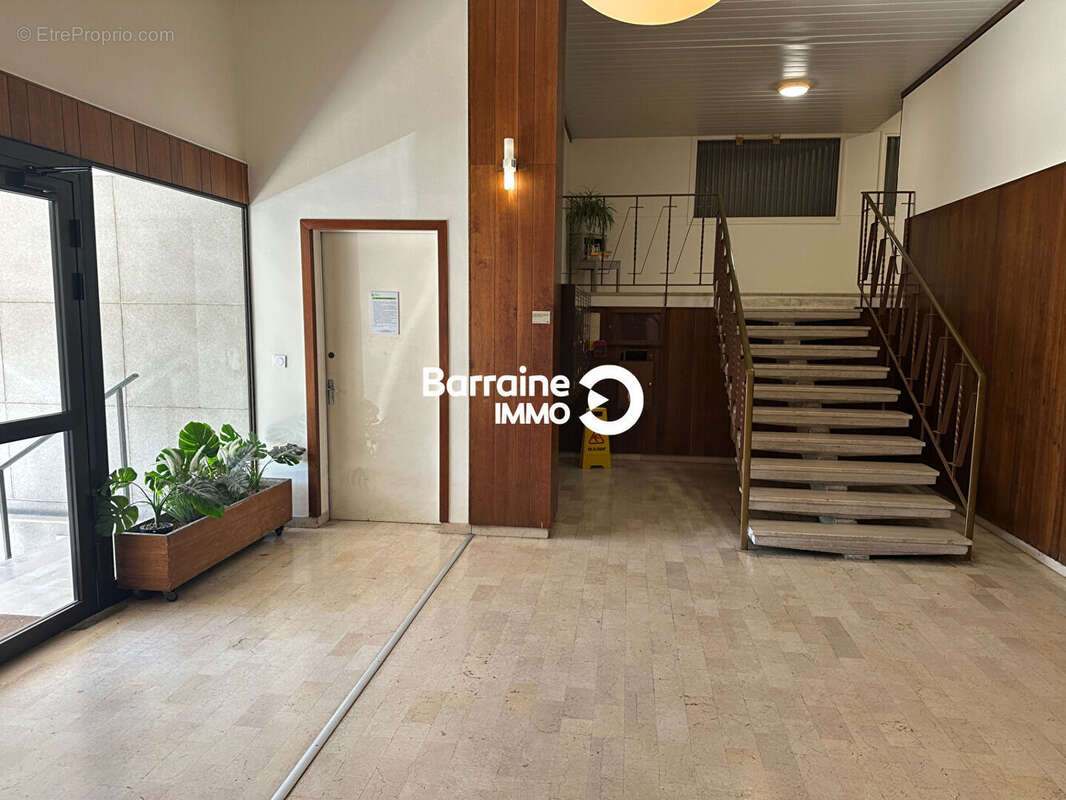 EXCLUSIVITÉ - Appartement de standing sur le très prisé port de plaisance de Morlaix - photo 3