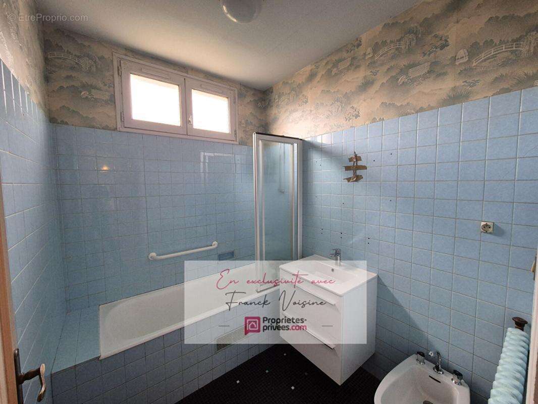 Maison à LES HERBIERS