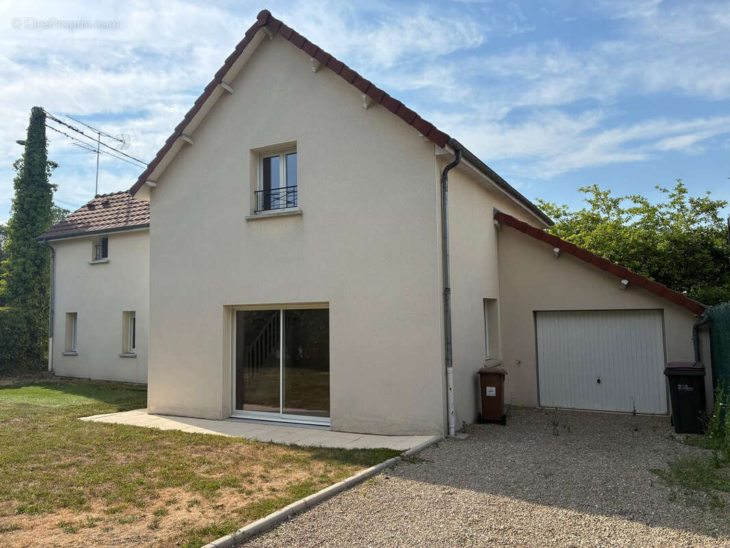 Maison à SAINT-ANDRE-LES-VERGERS