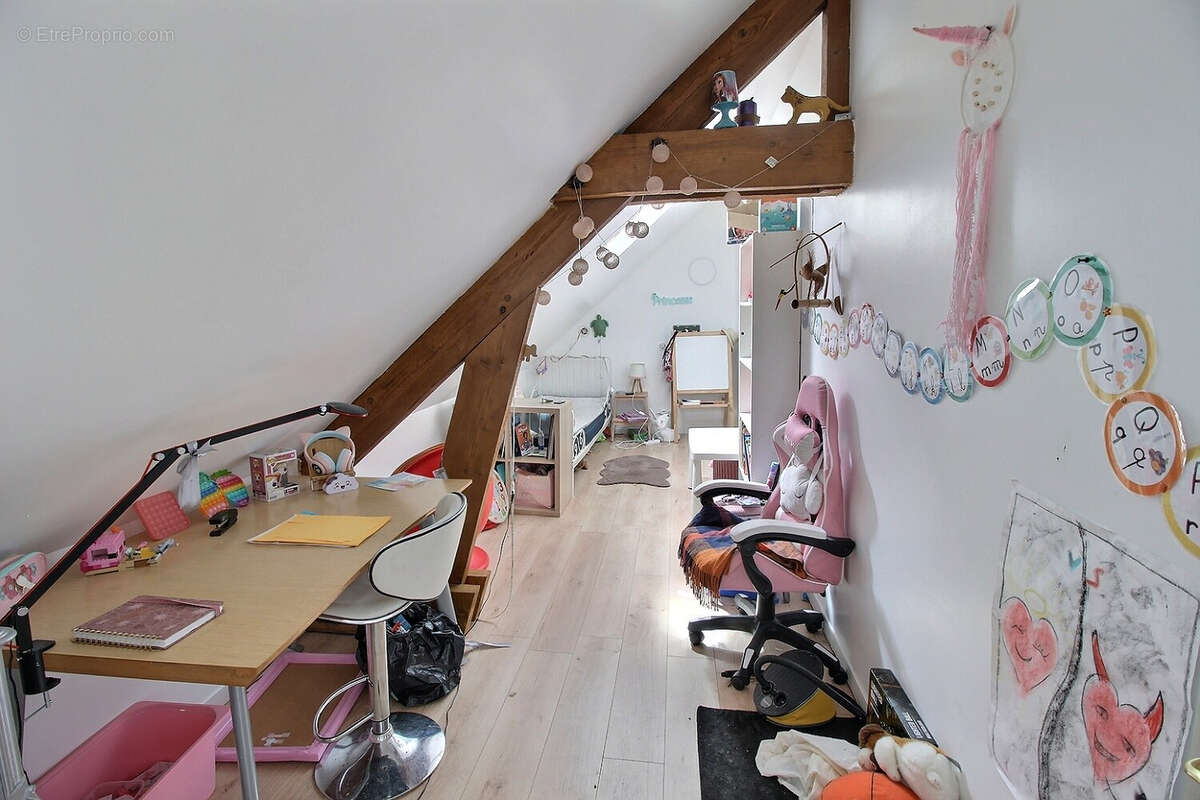 Maison  de ville Hyper centre NOGENT LE ROI - photo 6