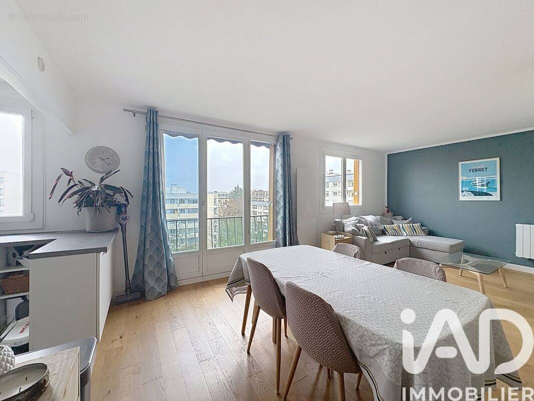 Photo 1 - Appartement à LA GARENNE-COLOMBES