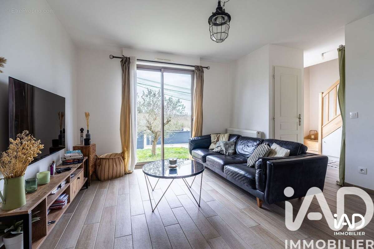 Photo 4 - Maison à OSNY