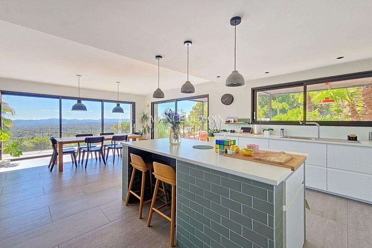 Maison à DRAGUIGNAN