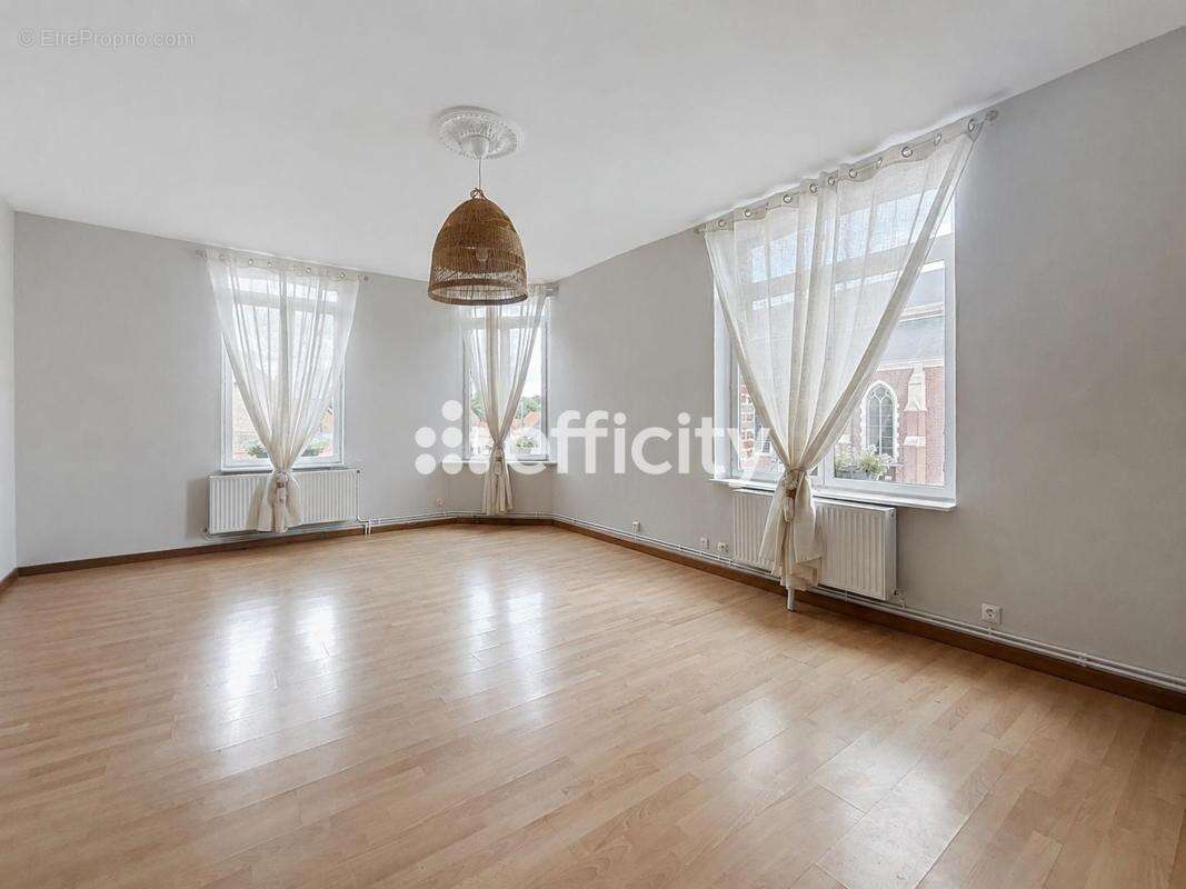 Appartement 160 m² à Esquerchin  - photo 2