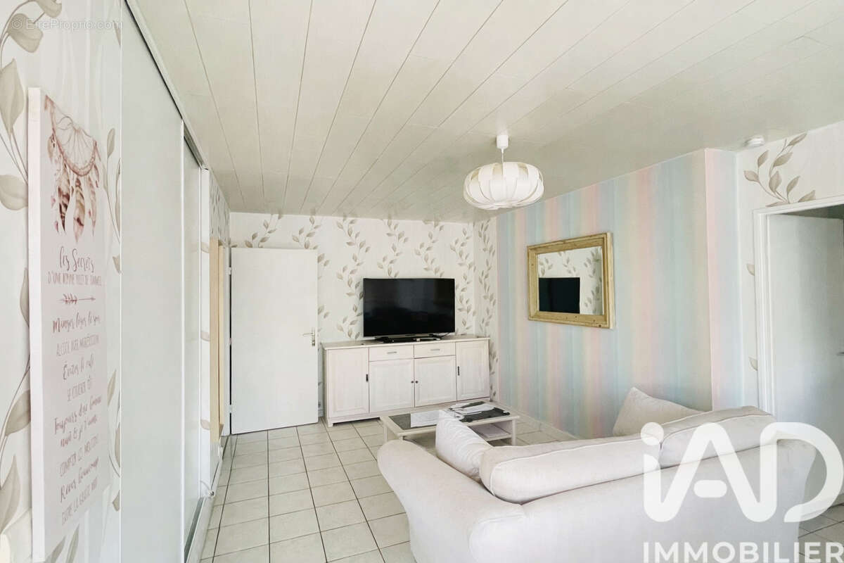 Photo 2 - Appartement à MOULINS-LES-METZ
