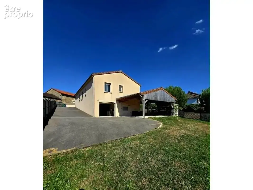 Maison 5 pièces 110 m² à vendre à Saint-Just-Le-Martel (87590) - photo 9