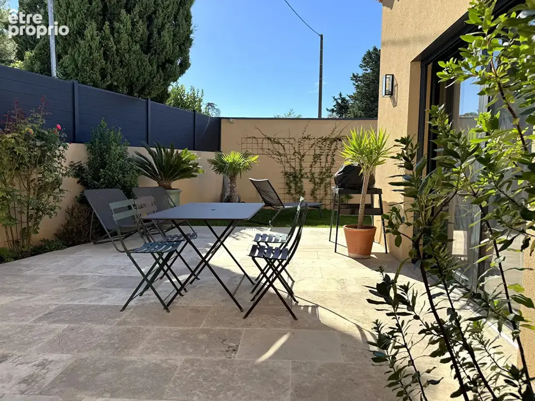 Villeneuve Les Avignon -  Villa contemporaine de plain-pied - photo 22